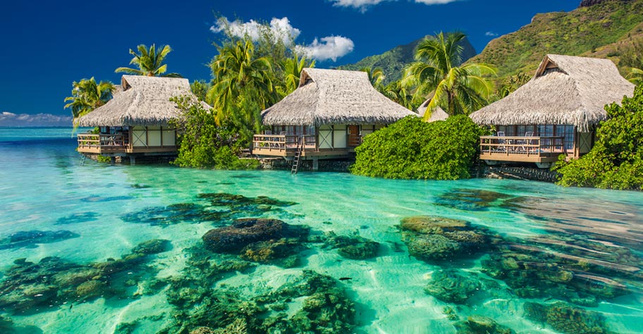 Tahiti Traumresort Wasserbungalow Südsee Insel Übersicht: Tahiti