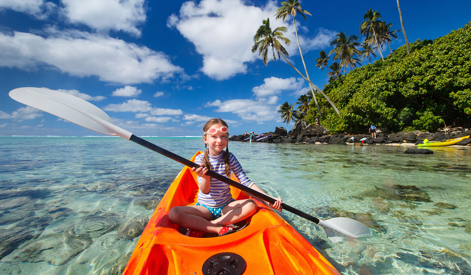 Cook Islands Mädchen Kanu