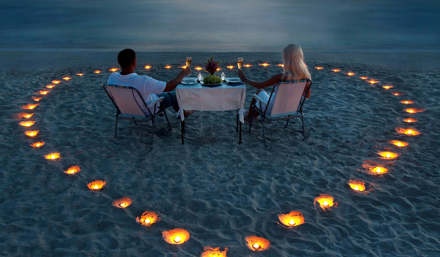 Candle Light Dinner Fiji Strand